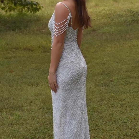 Sherri Hill 57186 fitted formal gown (white, beaded, pearled, side slit, deep v) - Picture 6 of 8